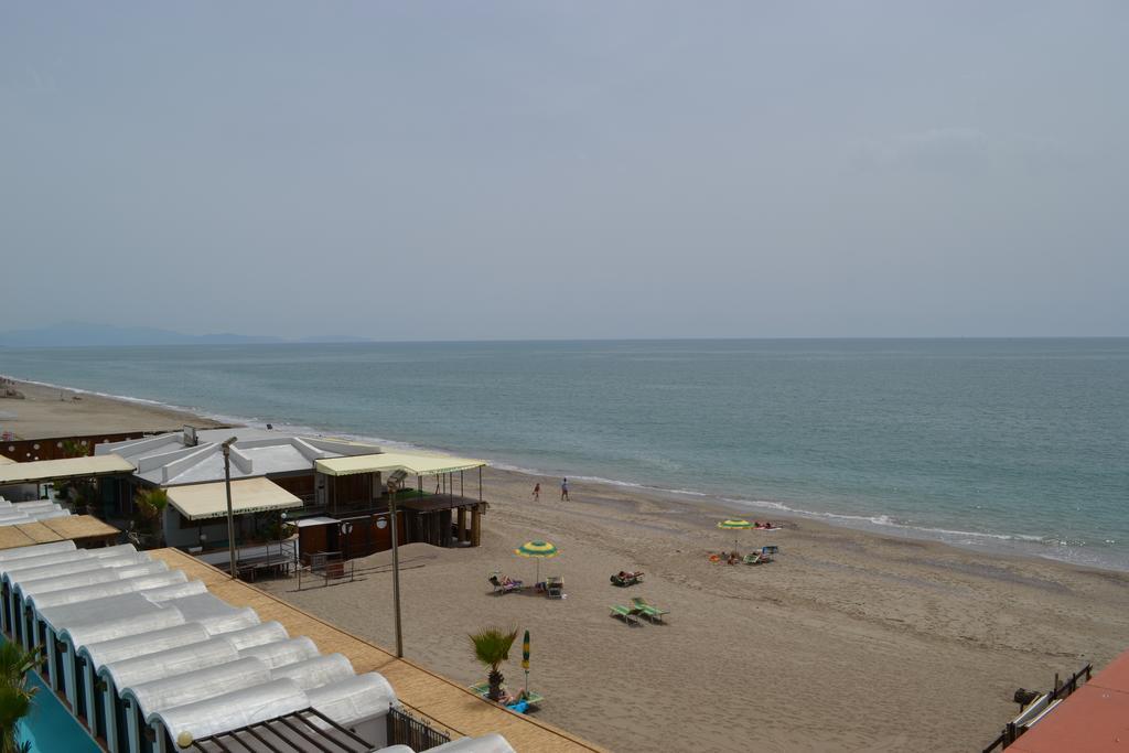 Casa Vacanze Dei Navigatori On The Sea Pontecagnano Kültér fotó