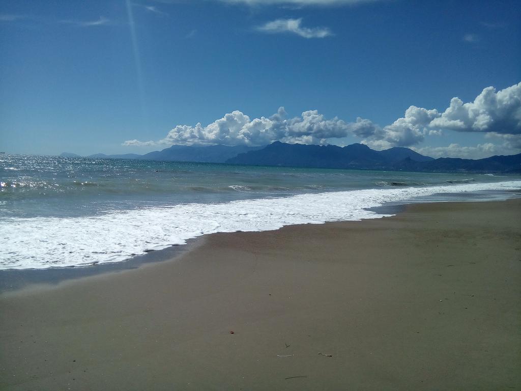 Casa Vacanze Dei Navigatori On The Sea Pontecagnano Kültér fotó