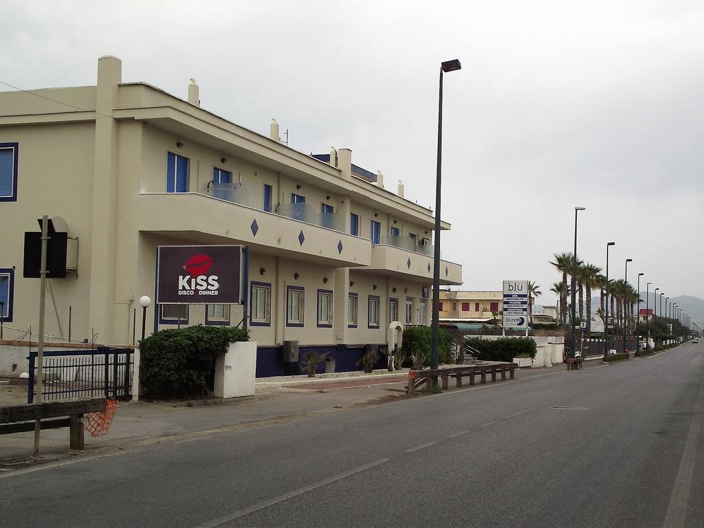 Casa Vacanze Dei Navigatori On The Sea Pontecagnano Kültér fotó