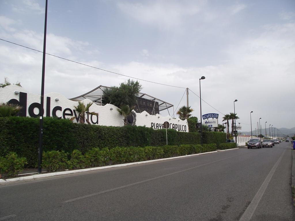 Casa Vacanze Dei Navigatori On The Sea Pontecagnano Kültér fotó